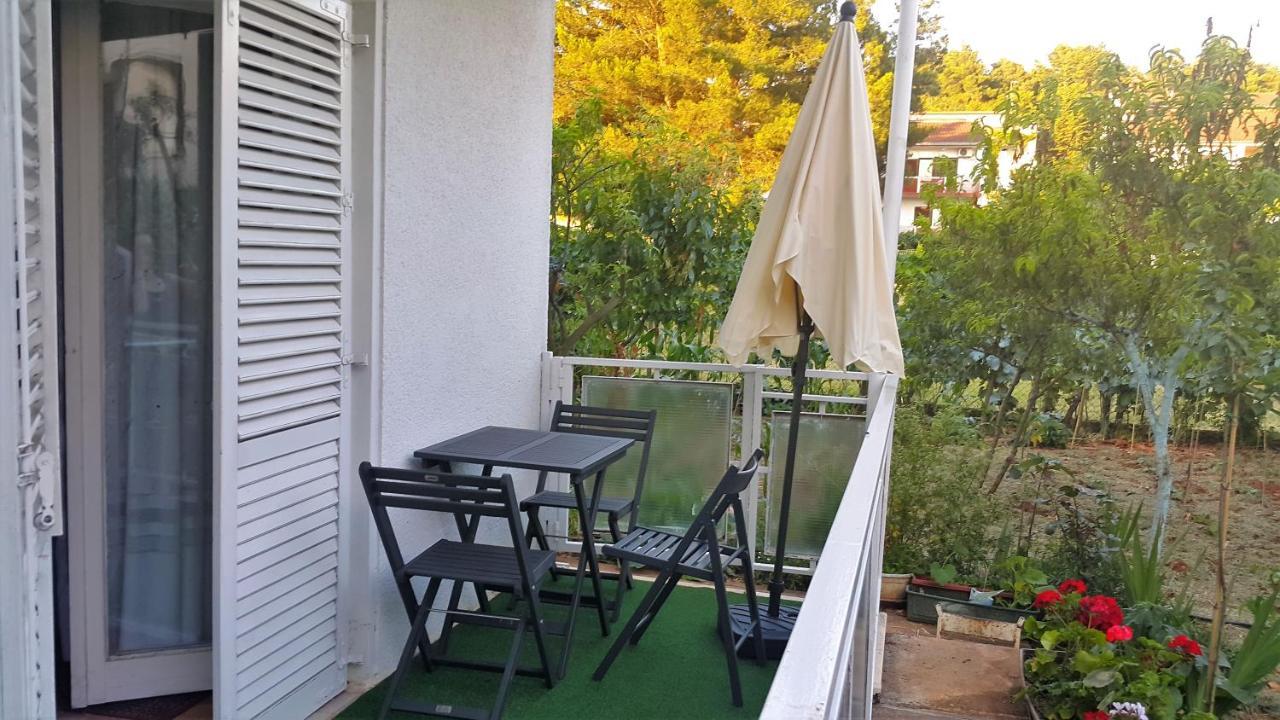 The Apartment With Air Conditioned Poreč Exterior foto